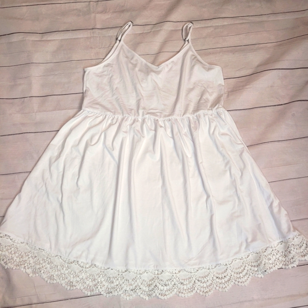 Withe strap dress - Picture 1 of 5